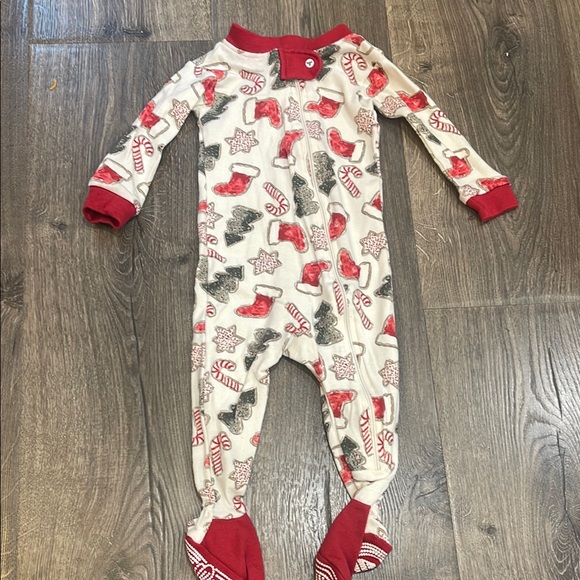 Burt’s Bee Baby Assorted Patterned Baby One Pieces - Picture 8 of 16